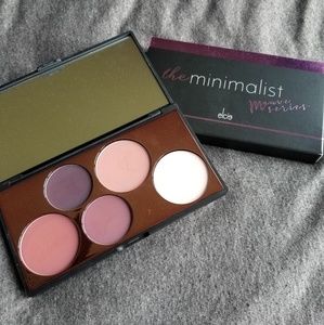 Elcie Minimalist Eyeshadow Palette